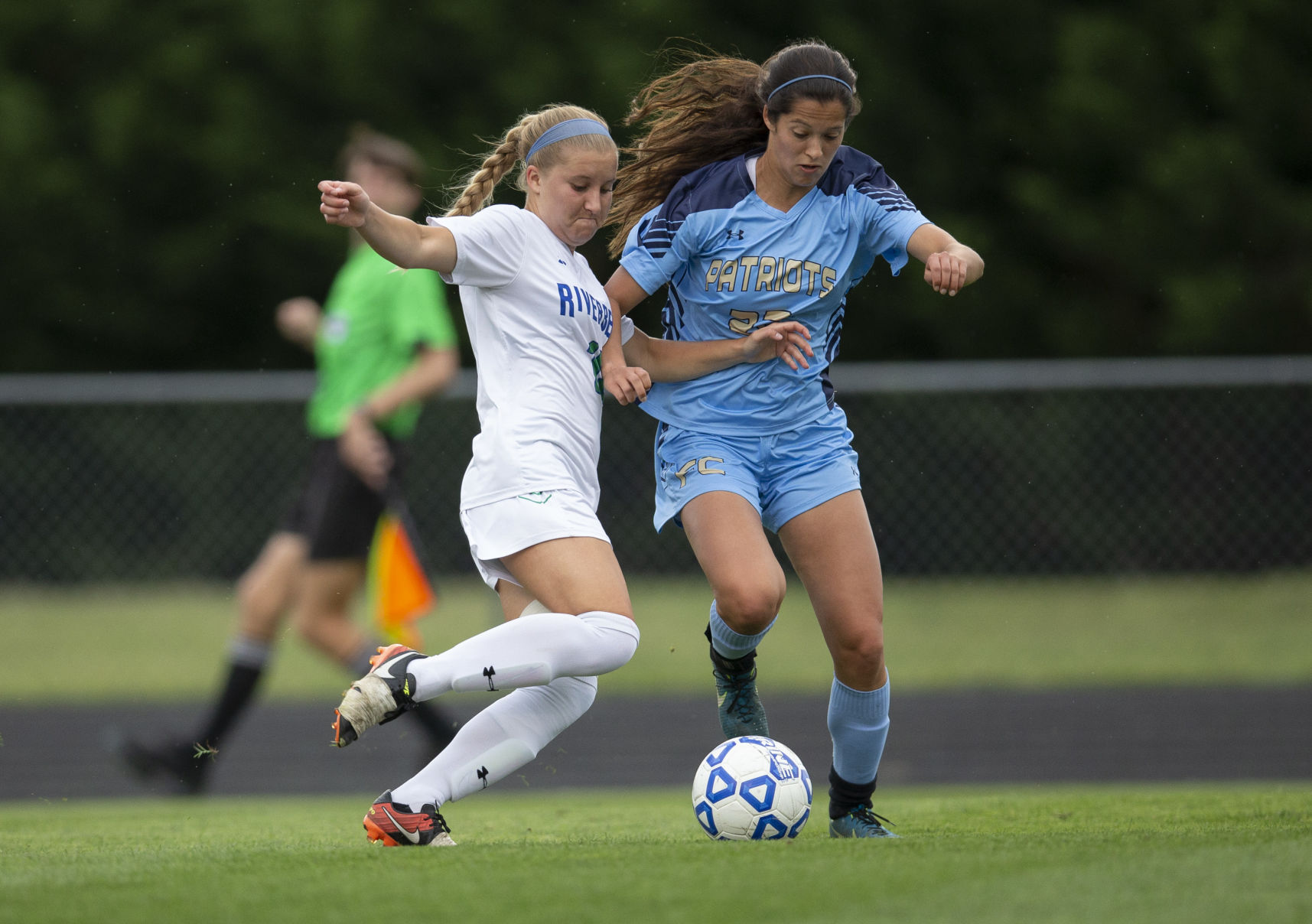 Riverbend vs First Colonial girls soccer